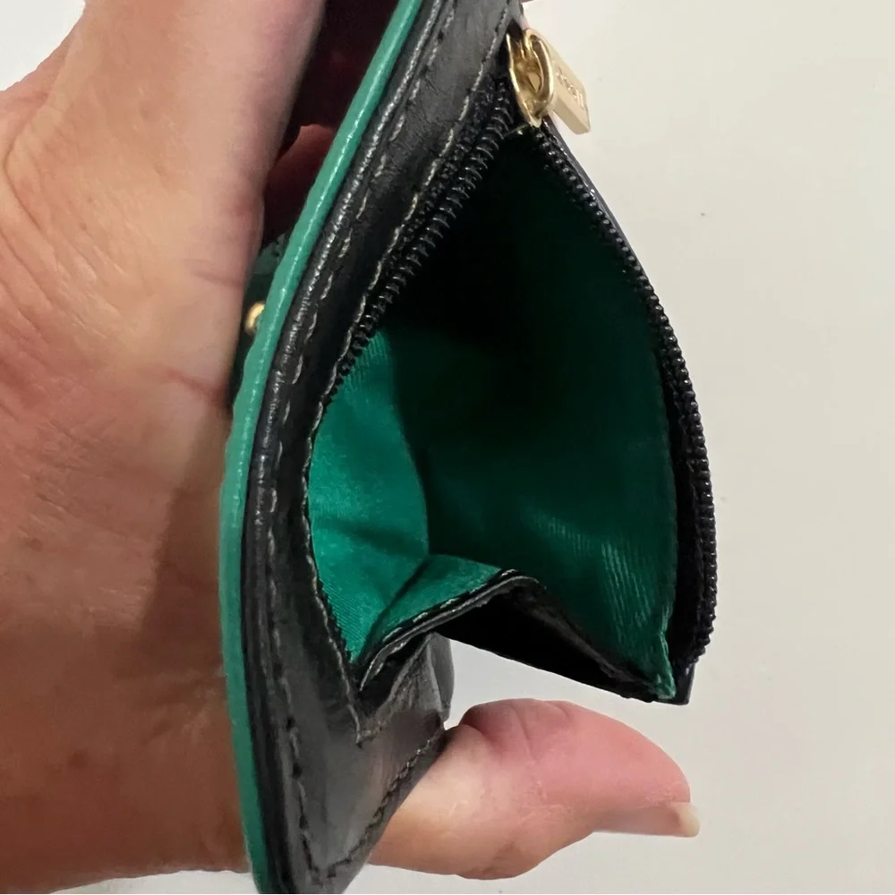 Fossil Black Leather Bi-Fold Green Interior Card Slot & Coin Compartment Wallet